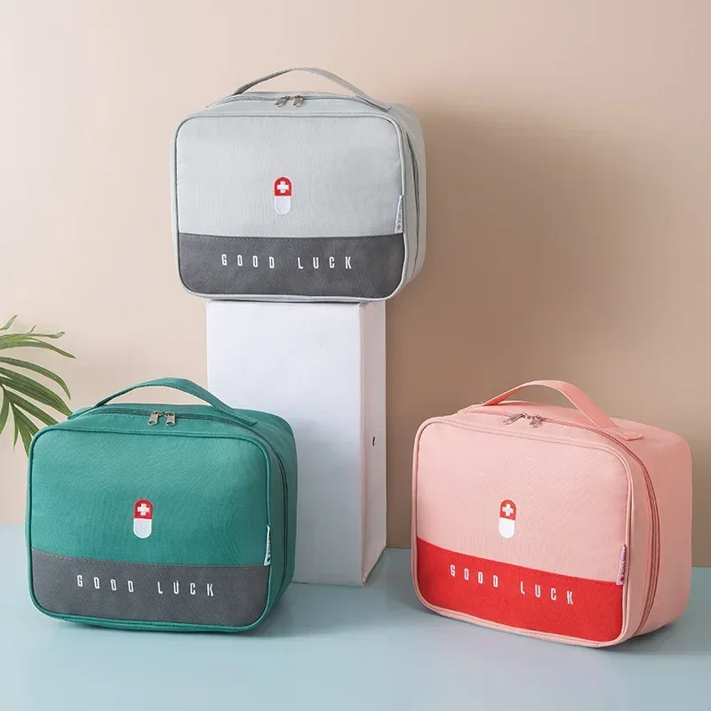 Bolsa de almacenamiento de medicina de tela portátil, botiquín de primeros auxilios familiar en capas gruesas de gran capacidad - imagen 4