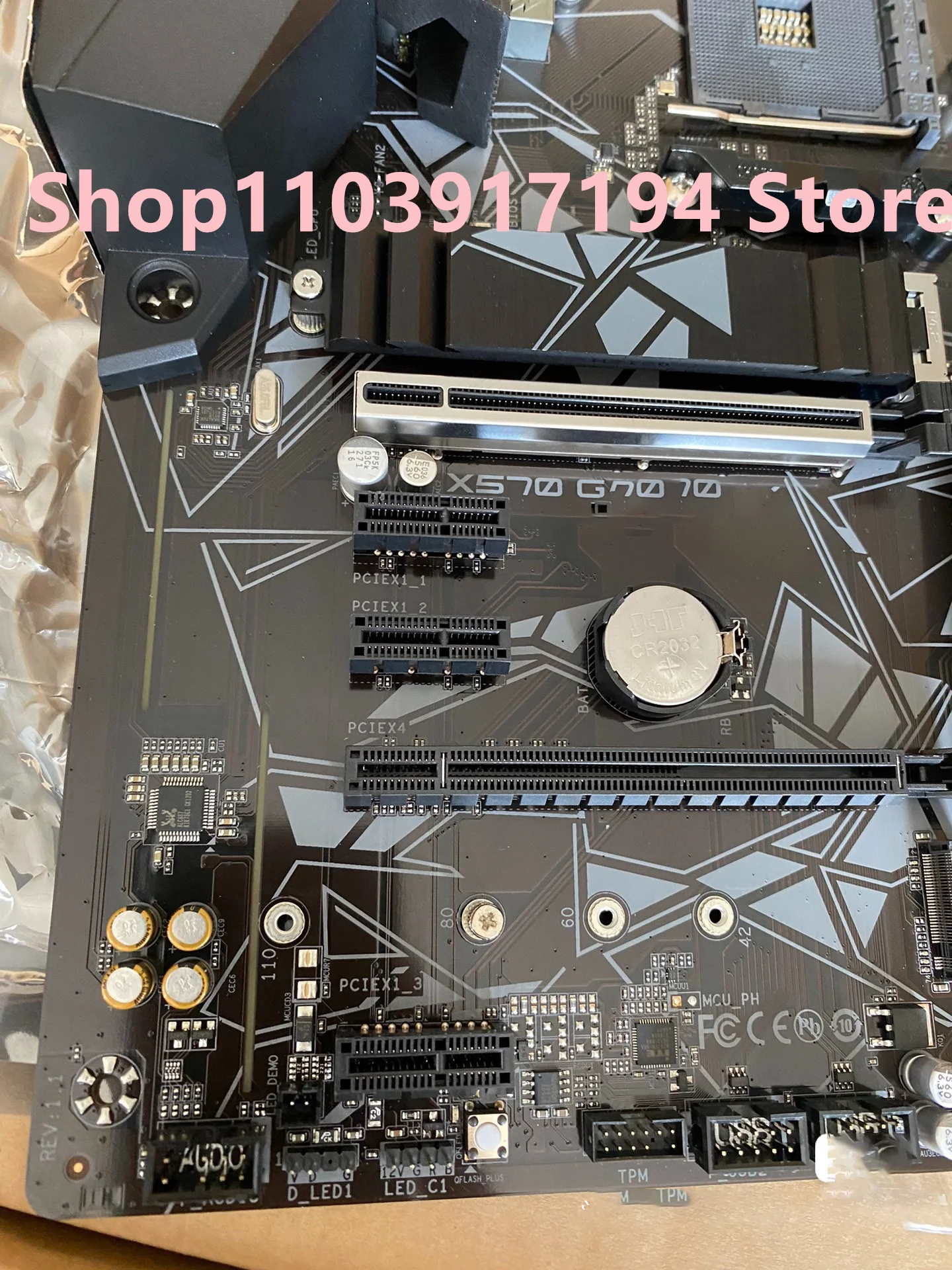 Placa base X570 GAMING X AM4 PCIE4.0 - imagen 3