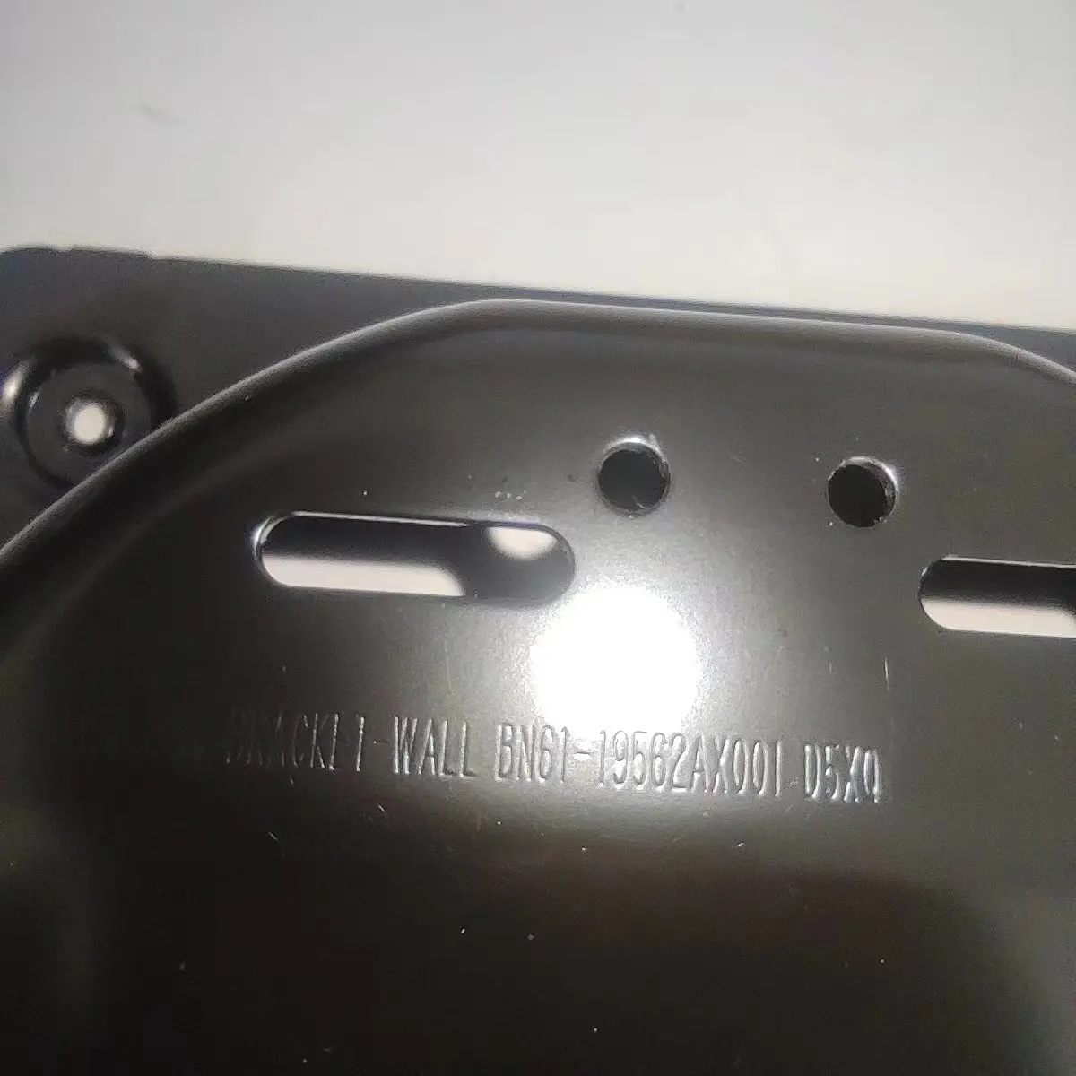 Monitor Odyssey OLED G9 soporte adaptador VESA de montaje en pared BN61-19562AX001 es para 49G95SC S49CG950 S49CG950S ‎ Modelo LS49CG950SUXEN - imagen 4