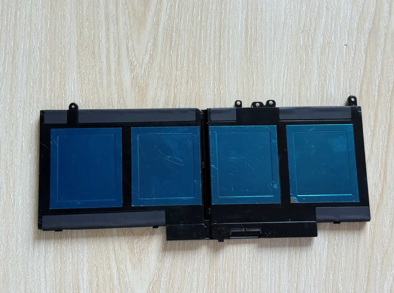 Batería Original Dell Latitude E5470 / E5570 – 62Wh 7,6V - imagen 2