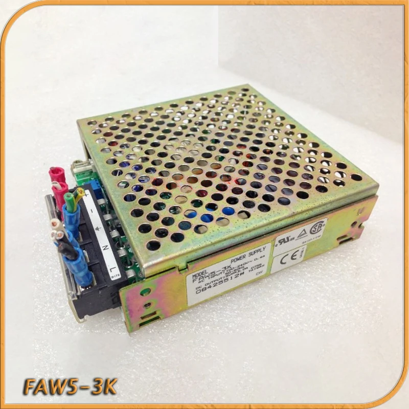 FAW5-3K 5V3.0A 08425512 Fuente de alimentación para equipos médicos industriales perfecta probada