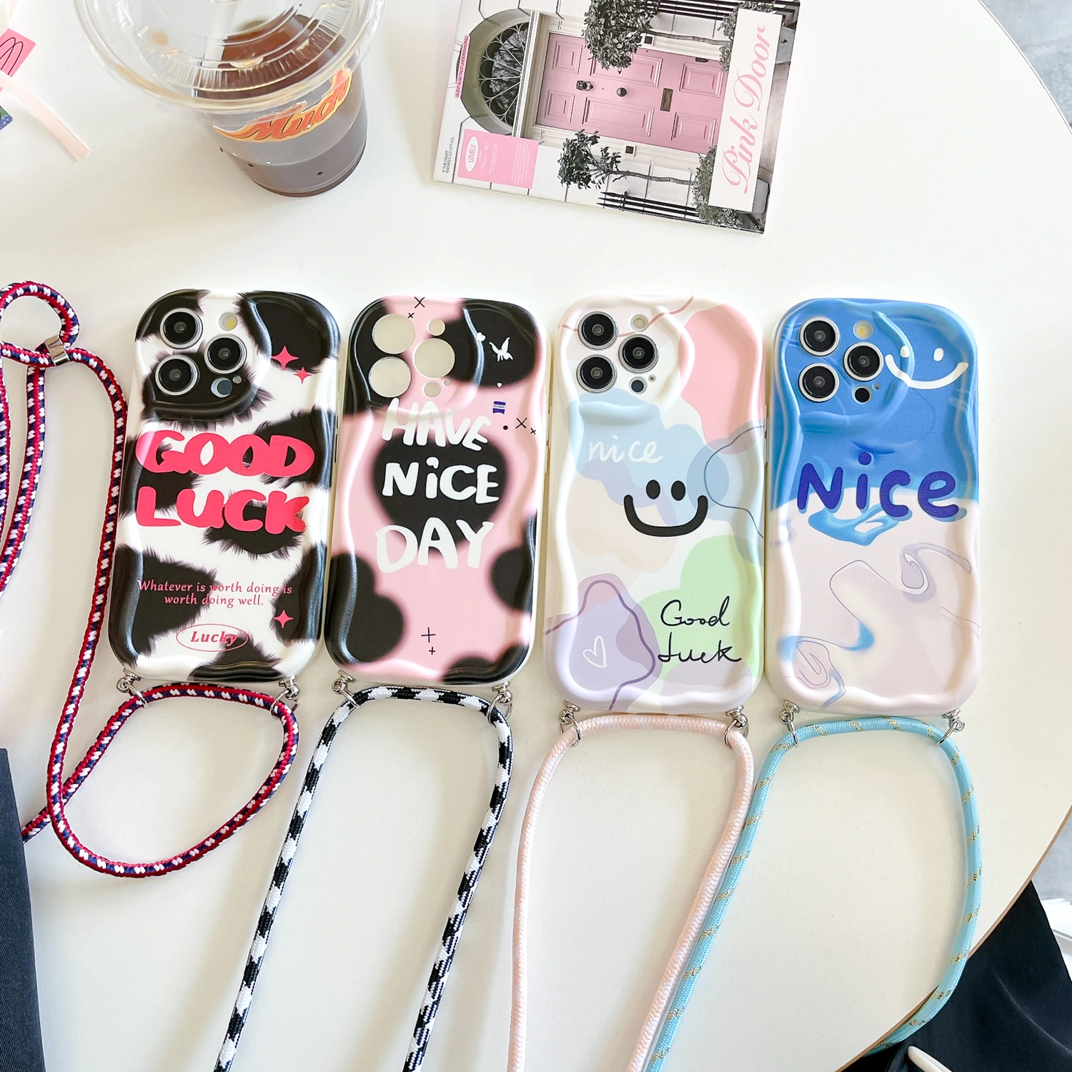 Funda de teléfono de dibujos animados con cordón cruzado Xiaomi Redmi Note 14 Pro 5G Note 14 Pro Plus 14C POCO X7 14T Pro cubierta de correa de collar de cuerda