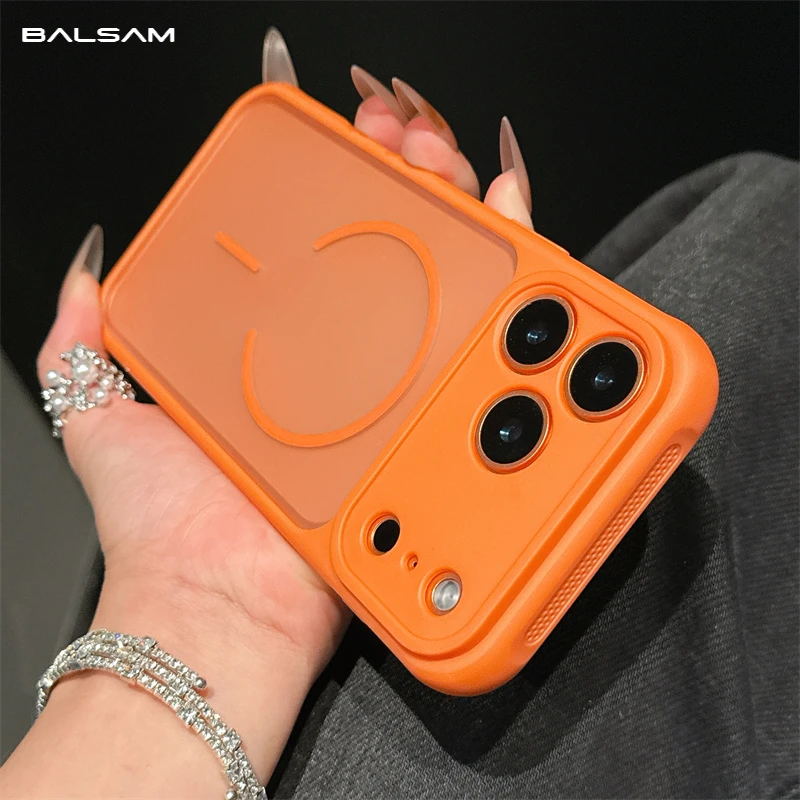 Funda magnética translúcida mate de lujo para iPhone 17 Air 16 15 14 13 12 11 Pro Max Plus para Magsafe Charge cubierta dura a prueba de golpes - imagen 2