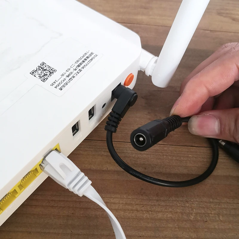 DC 5,5 x 2,1 mm macho a hembra 20 cm cable de extensión de alimentación en ángulo de 90 grados - imagen 4