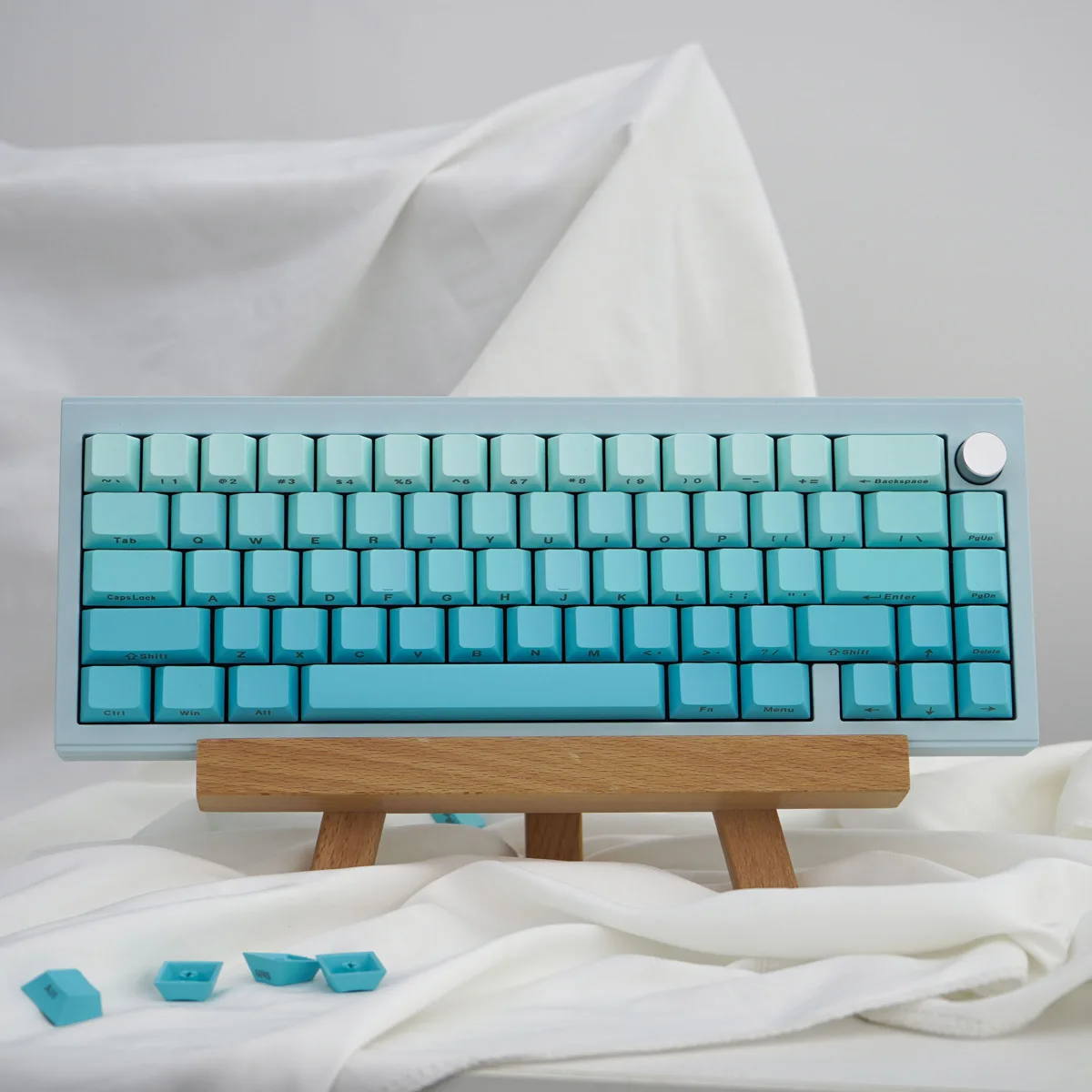 Teclas impresas de lado azul degradado, teclas PBT Dye-Sub, perfil Cherry para Cherry Gateron MX switch Gamer Keyboard GH60, 125 teclas - imagen 2