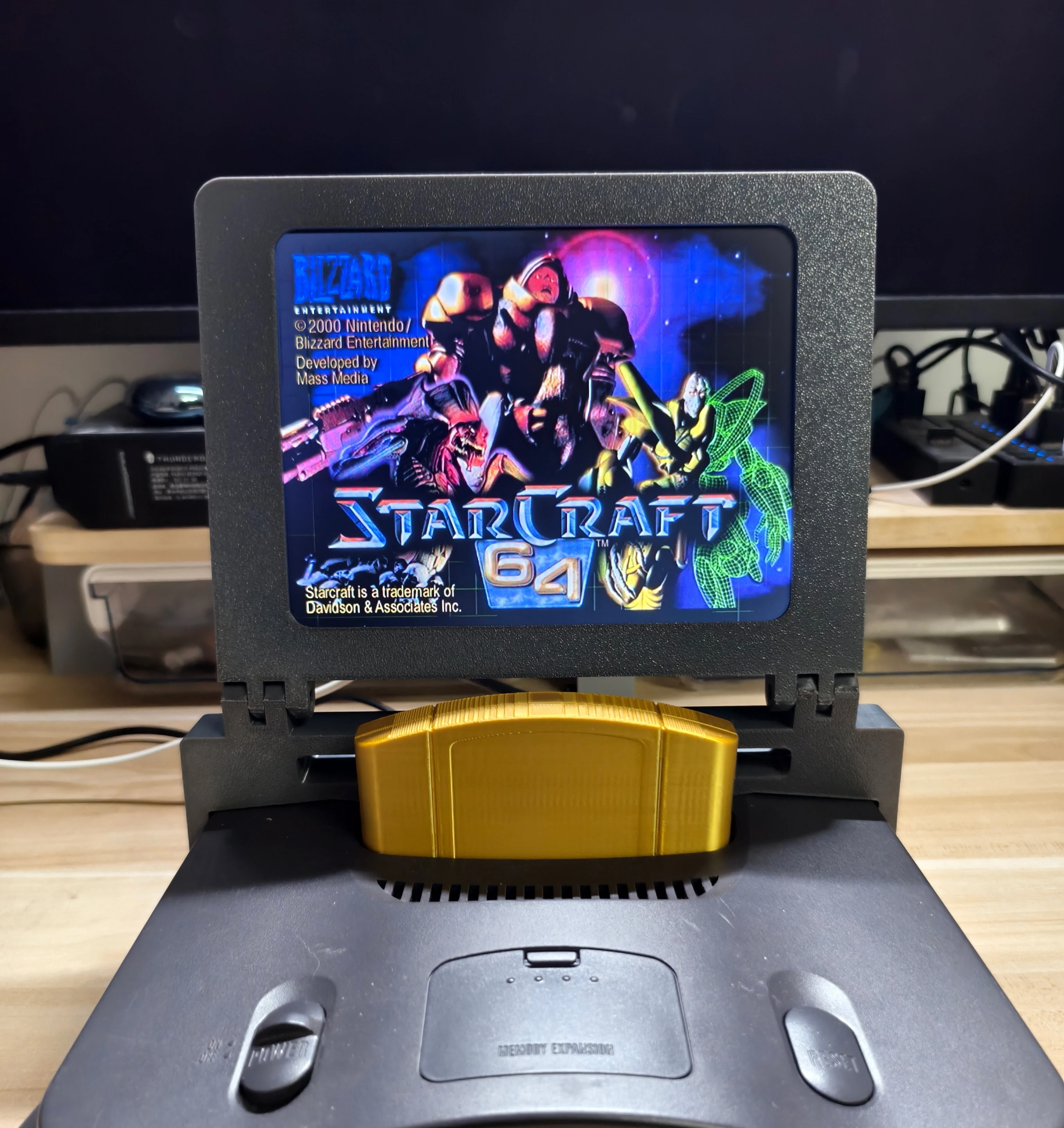 Consola de juegos recreativos Retro N64 de 8 pulgadas, Mini Monitor con pantalla portátil y estéreo para consola N64 SEGA - imagen 2