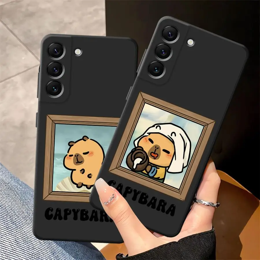 Funda bonita y encantadora de capibara para Samsung Galaxy A06 A20 A13 A50 A04 A70 A05 A10 A12 A40 A16 A30 A15 A03 funda negra suave para teléfono - imagen 4