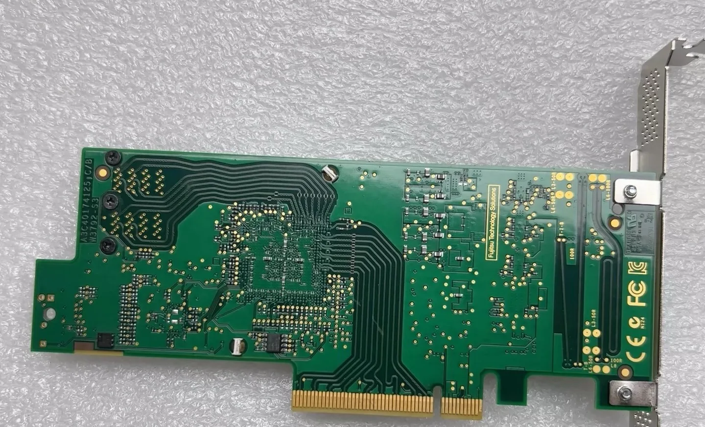 Fujitsu 9300-8I D3307 / D3327 LSI SAS3008 12Gbps HBA Modo TI ZFS FreeNAS unRAID - imagen 2