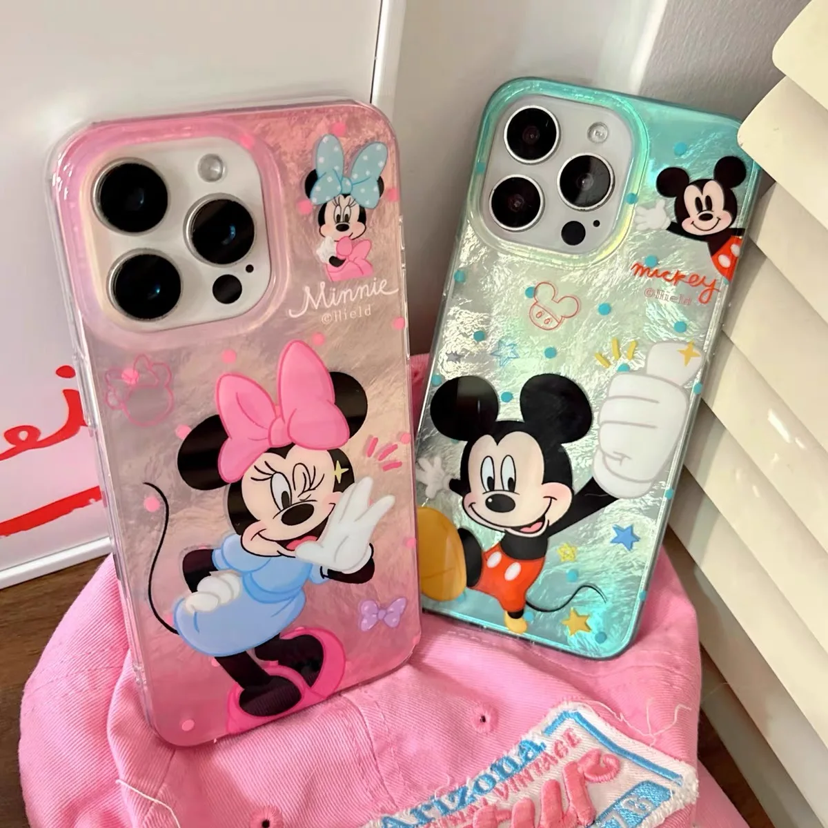 Funda de teléfono con dibujos animados de Disney Mickey Minnie para Samsung Galaxy S24 S23 Ultra Plus 5G S21 FE, Funda dura con textura de plumas - imagen 2