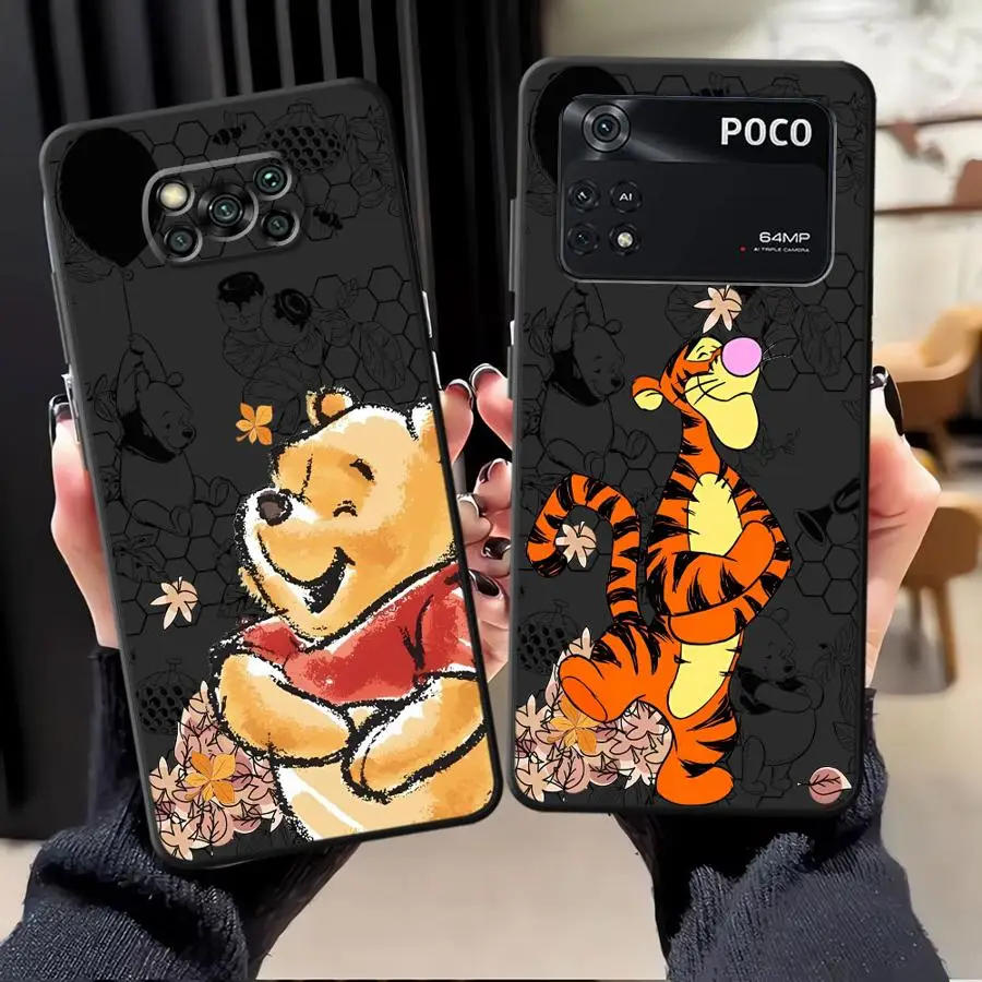Funda para Xiaomi Poco C75 M3 M4 M7 Pro C50 C40 C61 F3 M5 F1 C71 X3 X4 X5 X7 Pro cubierta de teléfono suave negra Disney Winnie The Pooh