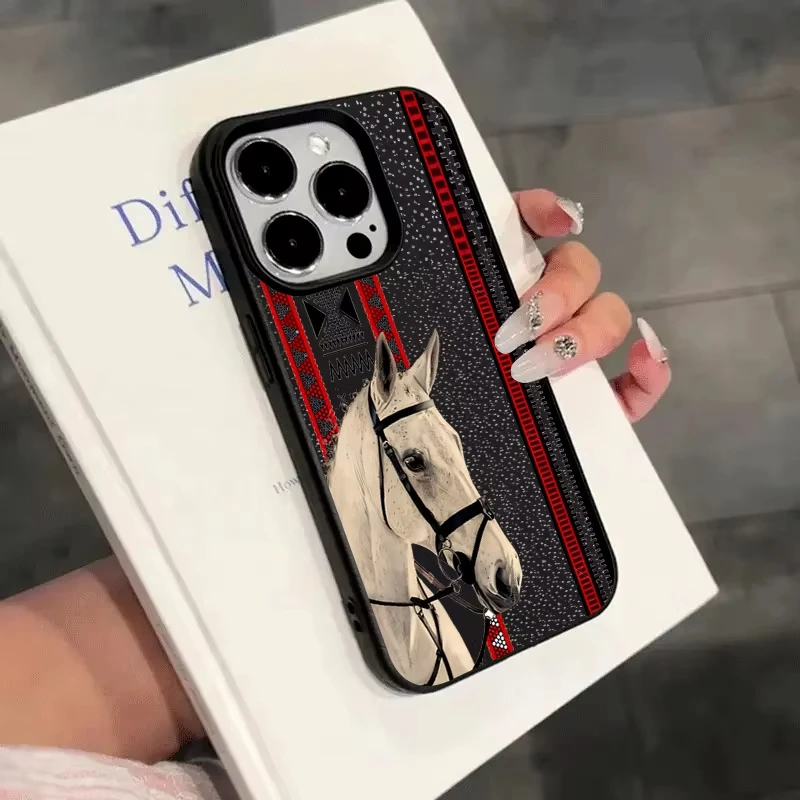 Funda de teléfono con diseño de caballo tótem Vintage para iPhone 11 12 13 14 15 16 17 Pro Max 17 Air 15 14 Plus X XS Max XR, funda de silicona suave - imagen 4
