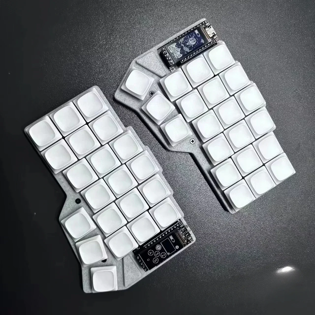 3X6 white Keyboard