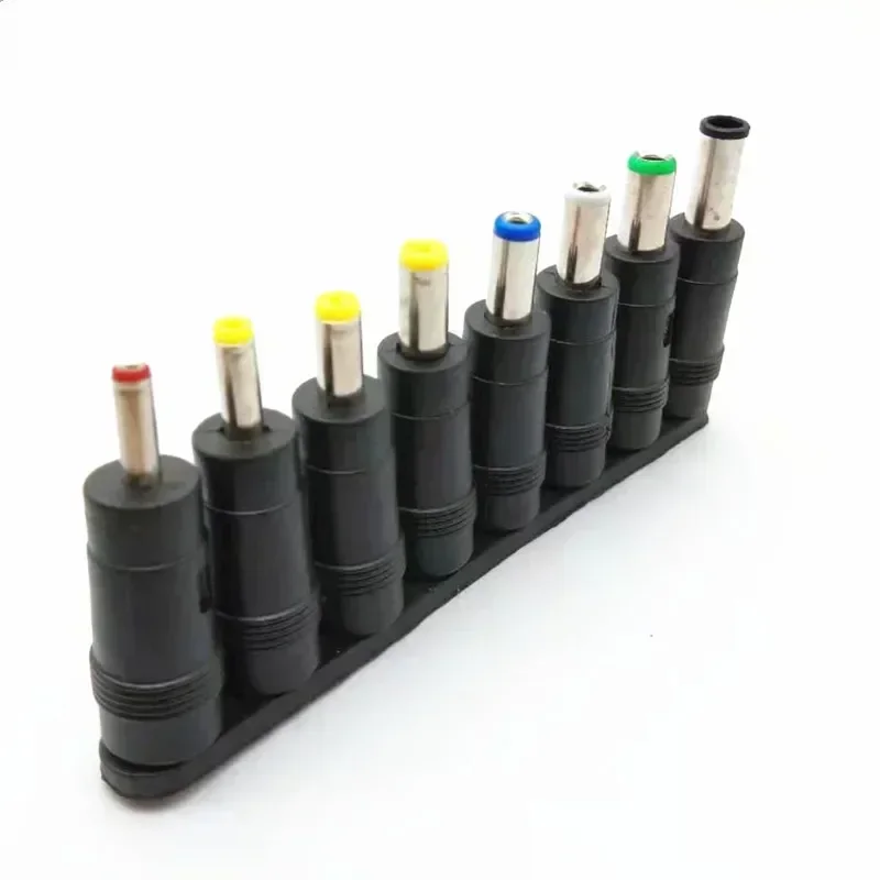 Juego de 8 bits Conector adaptador para portátil Adaptador de corriente multifunción Convertidor CC 5,5*2,1 directo de fábrica