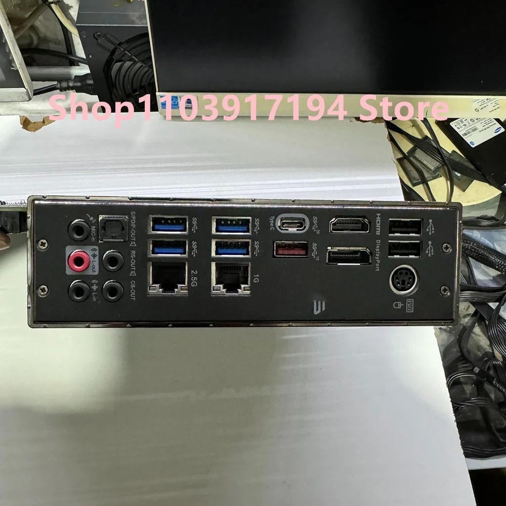 Placa base MAG Z490 TOMAHAWK - imagen 4