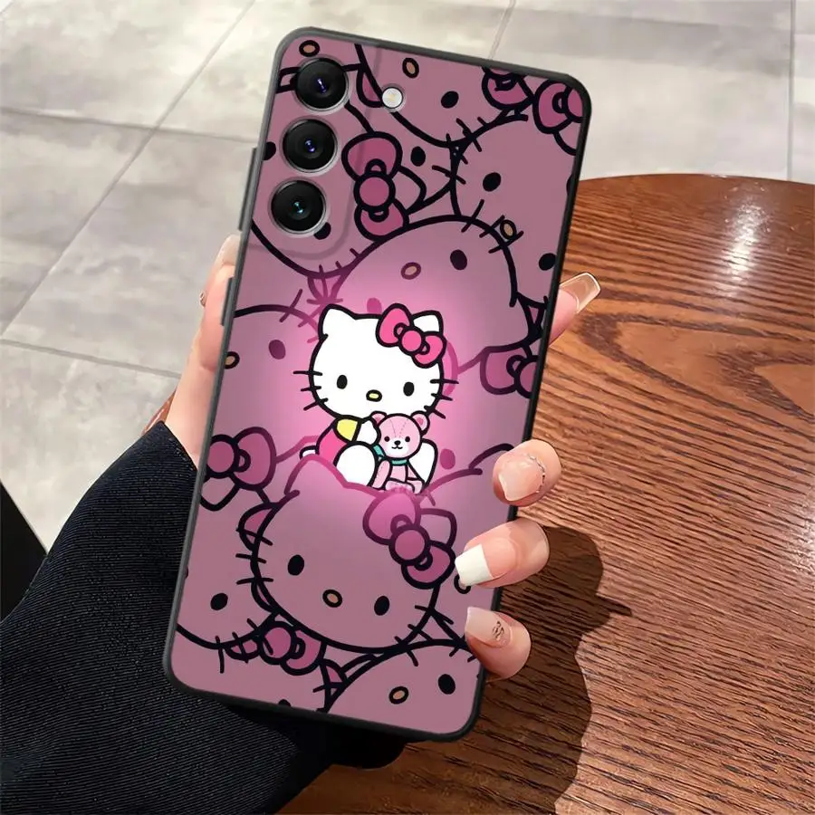 Funda de teléfono suave negra para Samsung Galaxy A17 A70 A06 A50 A30 A15 A20 A13 A05 A40 A16 A04 A10 A12 Hello Kitty - imagen 5