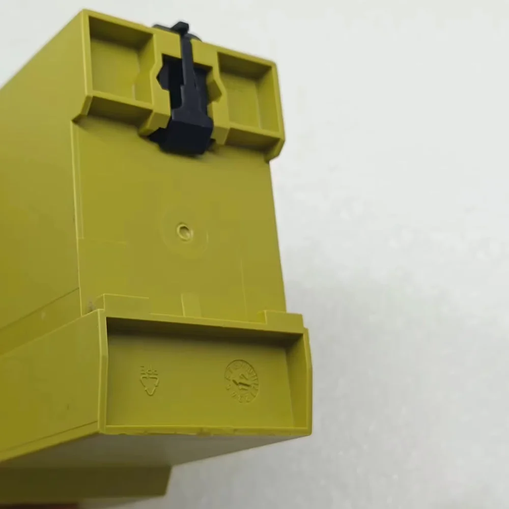 774502 PNOZ XV2 PILZ Pilz Relé de seguridad - imagen 4