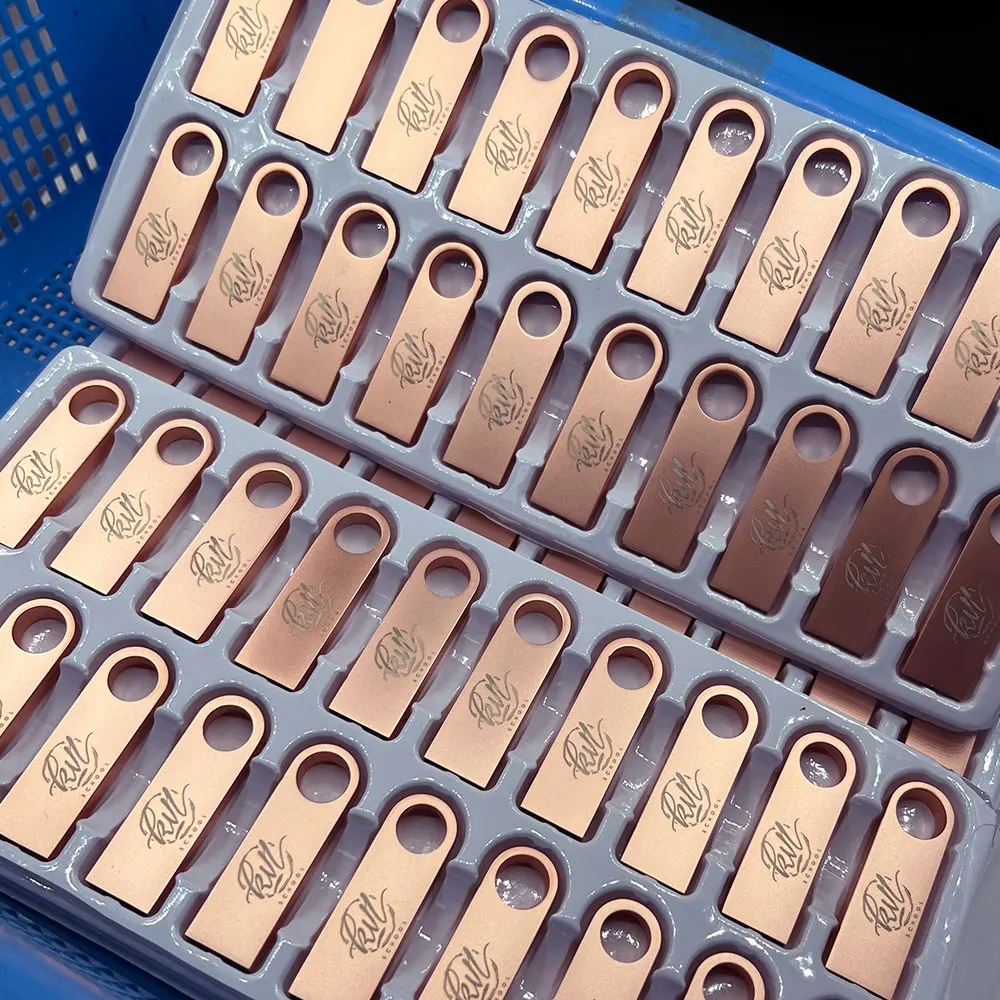 50 unids/lote unidad Flash USB de Metal 16GB 32GB Pen Drive Memory stick 2,0 Pendrive regalos creativos disco U palos usb de metal con llave - imagen 5