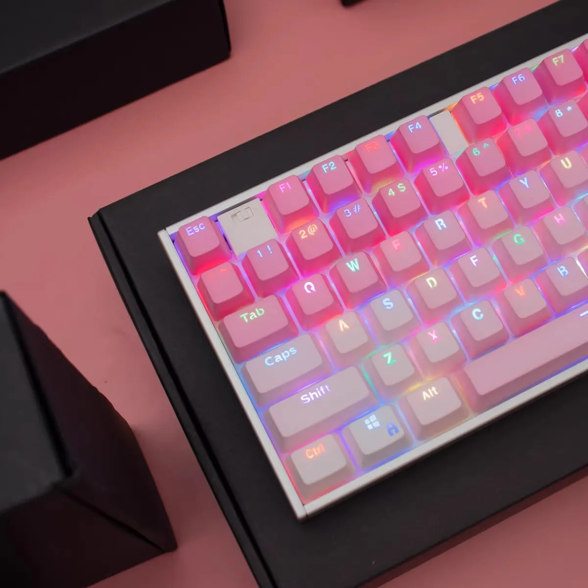 Teclas rosa sakura de 104 teclas, teclas PBT de doble disparo, impresión lateral, teclas retroiluminadas RGB, perfil OEM para teclados de interruptores MX - imagen 4