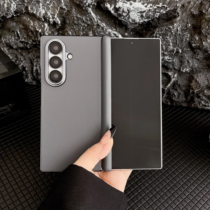 Para Samsung Galaxy Z Fold 7 Funda de cuero de lujo cubierta trasera de eje central magnético para Galaxy Fold7 Funda de parachoques Simple a prueba de golpes