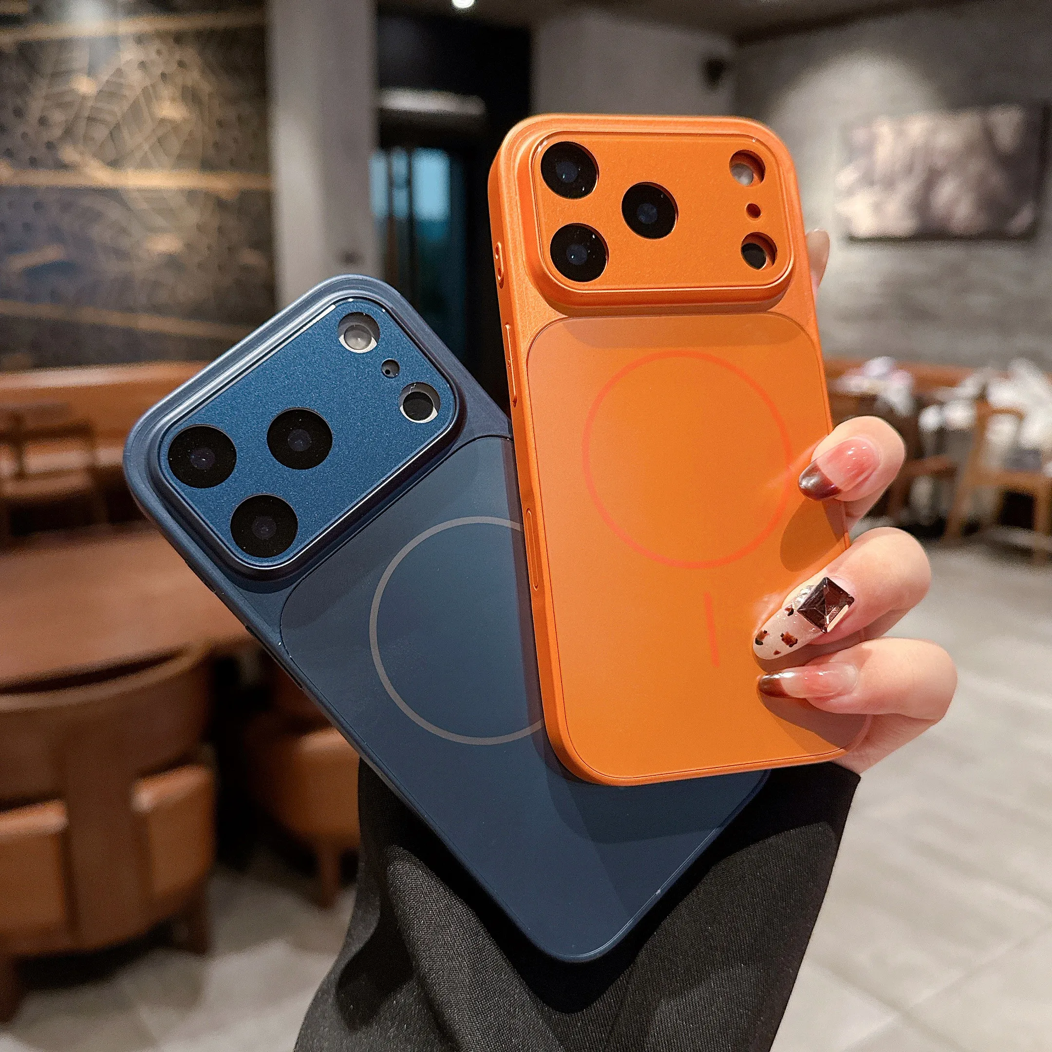 Funda de teléfono de carga inalámbrica magnética de lujo para iPhone 17 Pro Max 16 Plus 15 14 13 12 11 para Magsafe cubierta acrílica a prueba de golpes