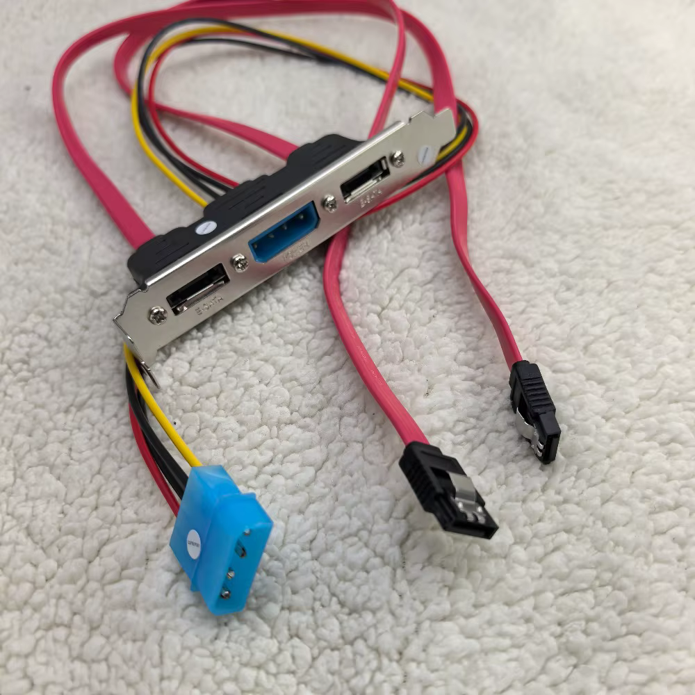 Adaptador SATA a eSATA con alimentación Molex para disco duro externo - imagen 3