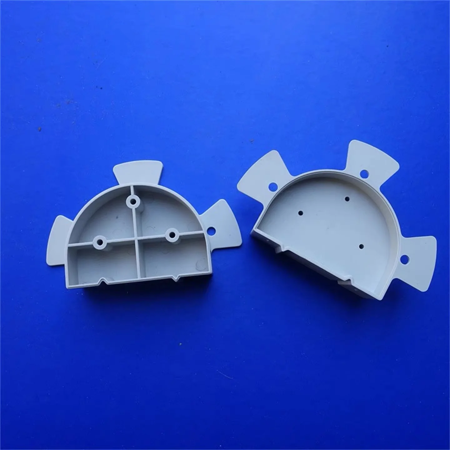 Carrete semicircular de 30mm de alta fibra gestión de cables tres hojas 1U bandeja lateral de empalme 120x78x30mm ABS Cable tirando ELINK 20 piezas