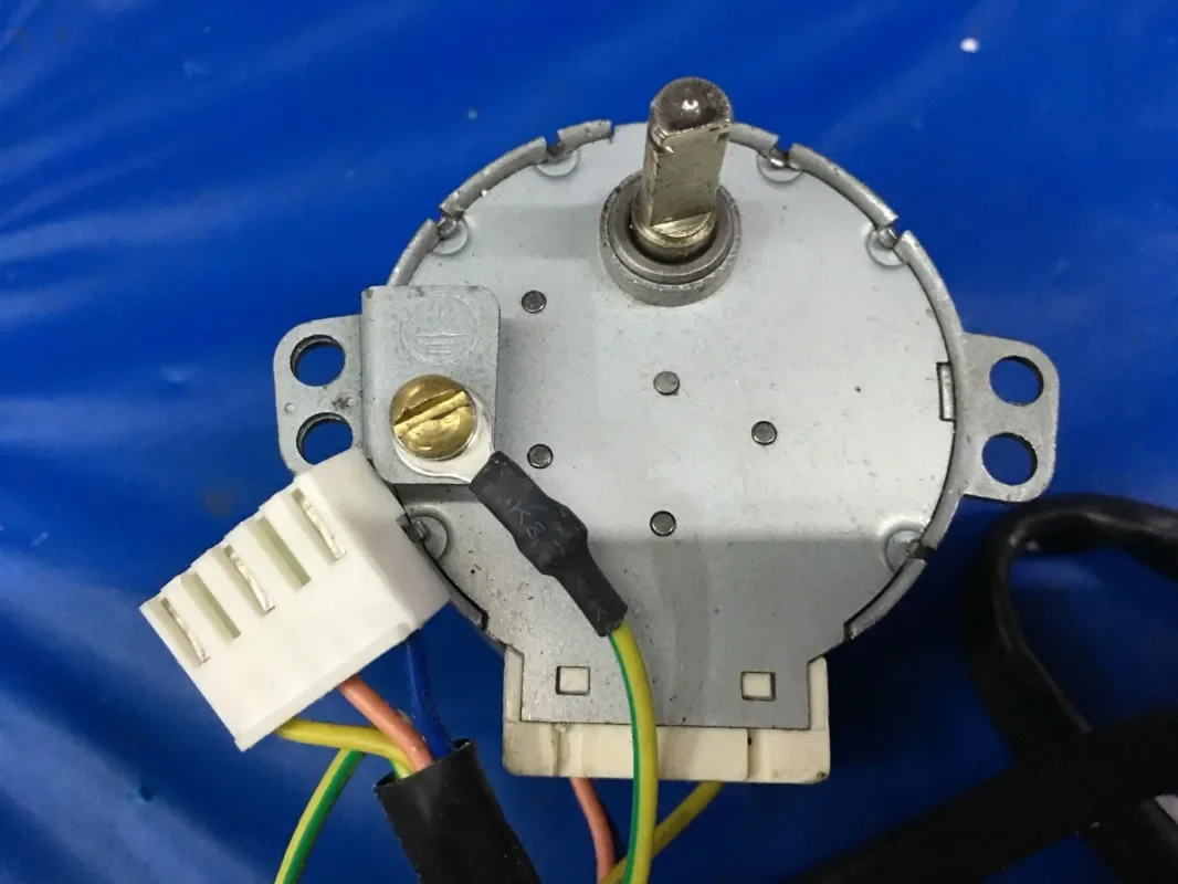 Para motor de hoja batiente de puerta de elevación de aire acondicionado 50SM40 0010403723 E 7W220V 11,8/14r/min - imagen 3