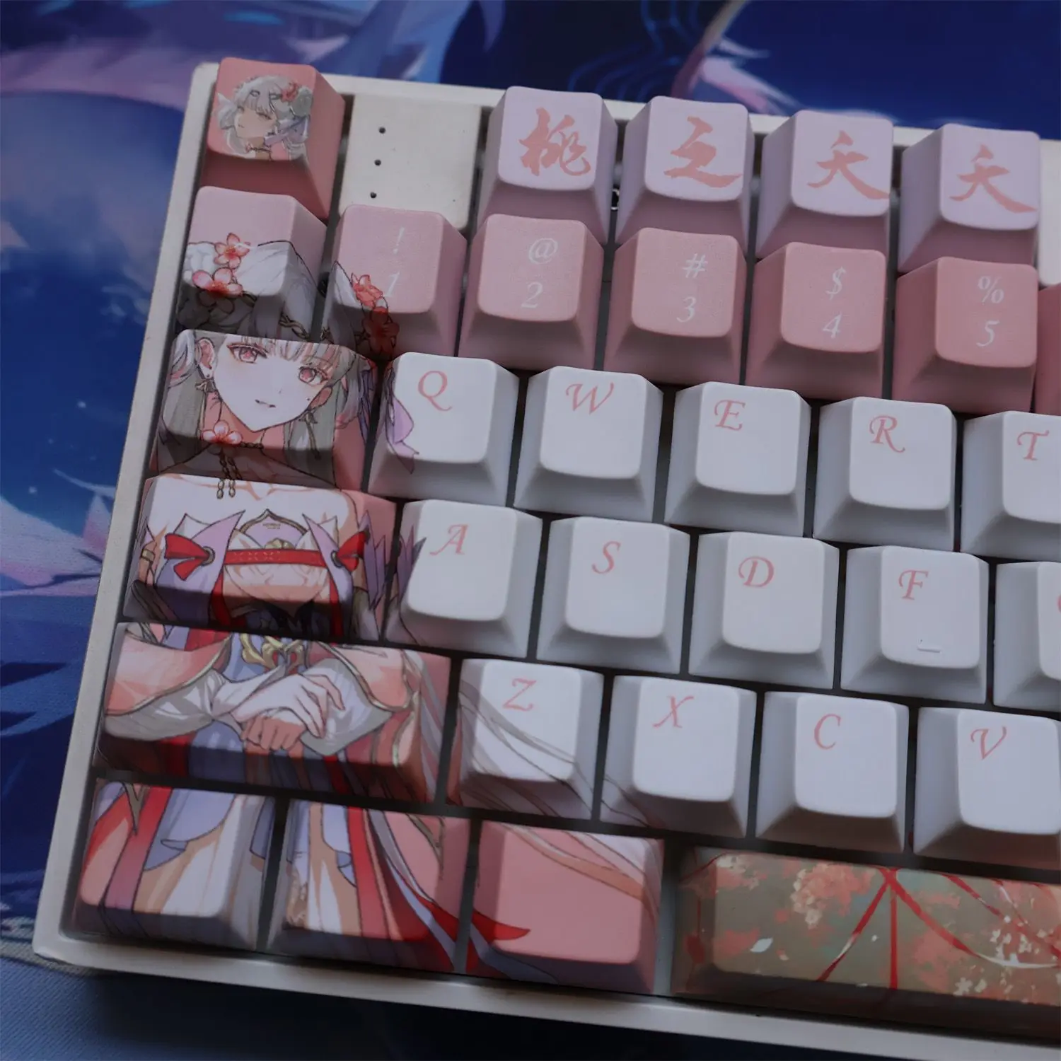 Teclas de ondas Wuthering de 128 teclas, teclas con tema Jinhsi rosa, teclas de perfil de cereza PBT DYE-Sub para accesorios de teclado mecánico - imagen 3