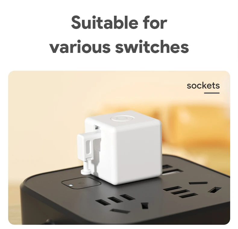 Una tira de alimentación blanca con un enchufe