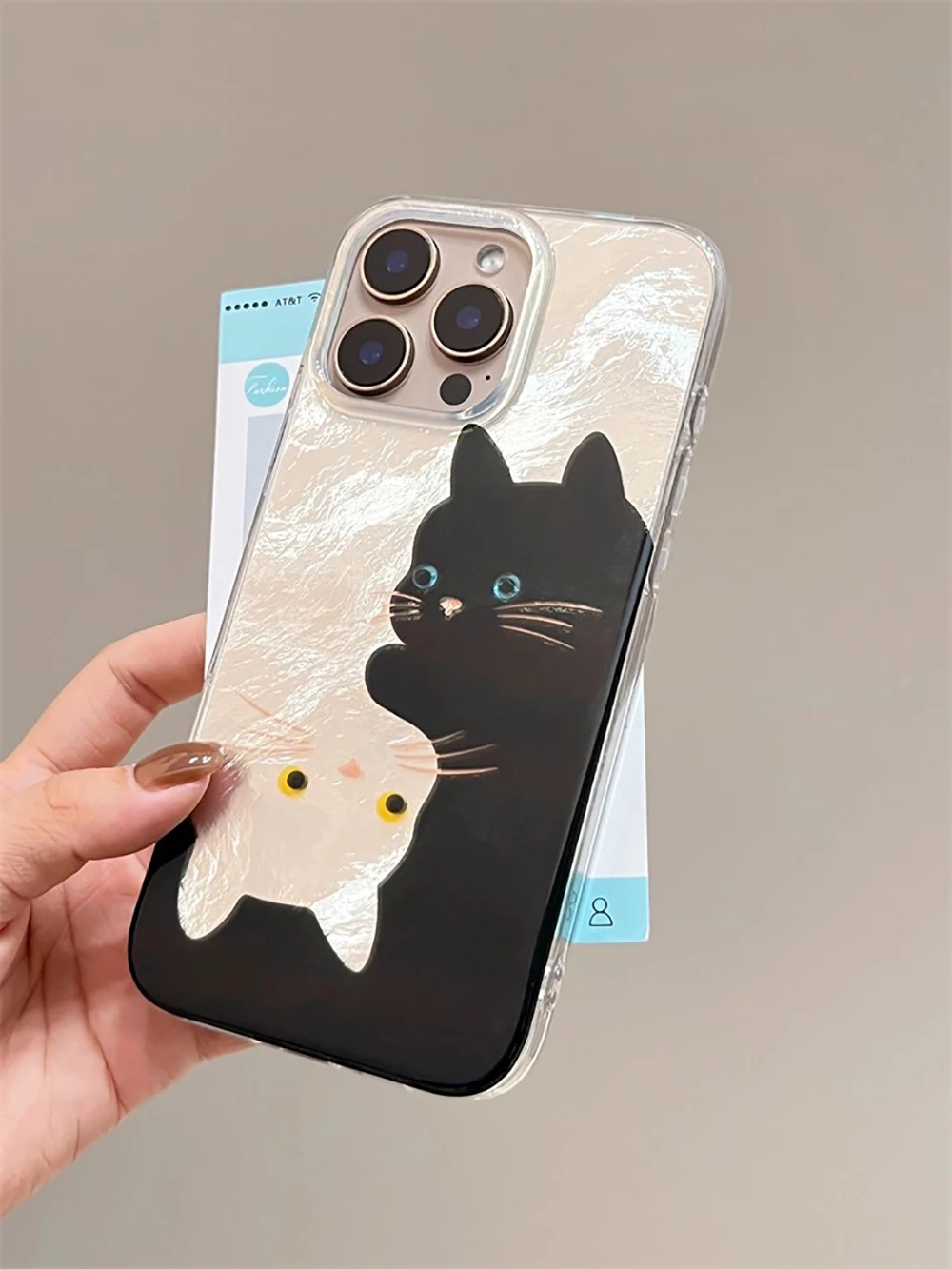 Funda de teléfono con bonito gato y animales divertidos para IPhone 16, 15, 14, 13, Pro Max, patrón de textura de papel de aluminio de aire, funda a prueba de golpes para Iphone 16 Pro - imagen 3