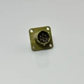 YH3112E10-6P Socket