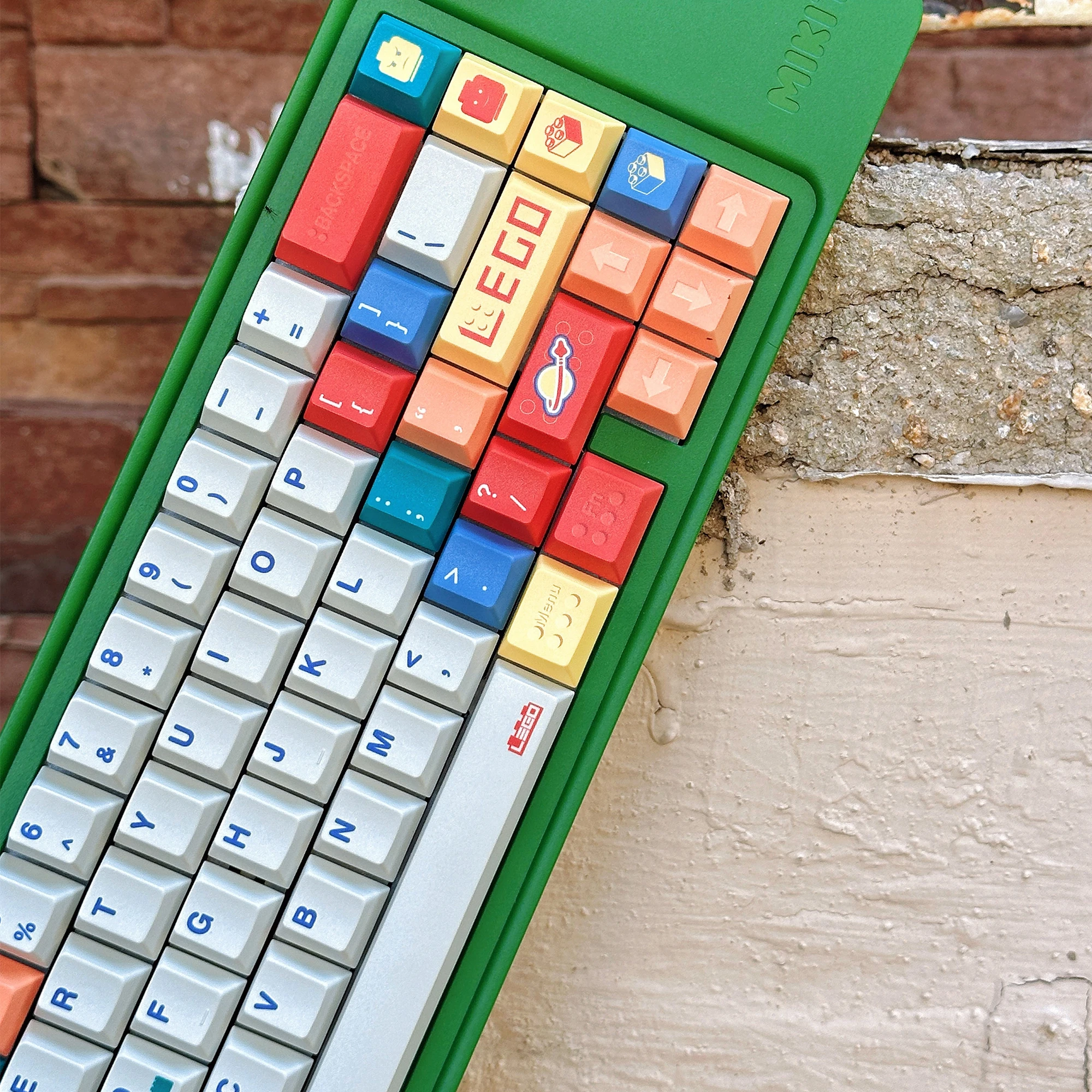 Juego de teclas con tema IEGO, perfil de cereza PBT, teclas originales personalizadas hechas a mano para teclado mecánico, regalo, accesorios DIY - imagen 4