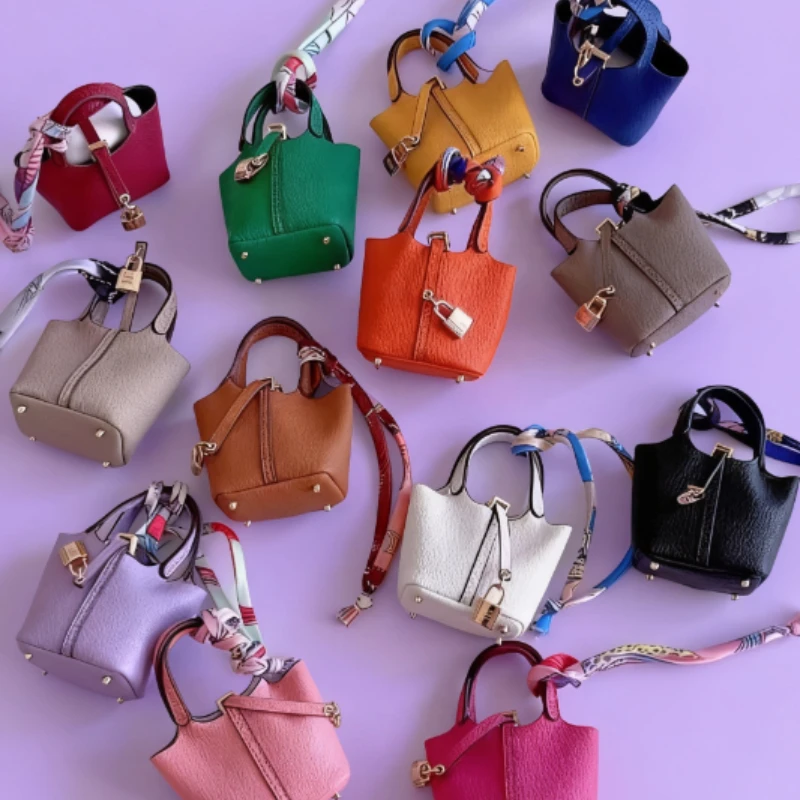 Funda protectora de cuero de nuevo estilo, carcasa suave, diseño creativo inspirado en Hermès, cesta y bolso tipo cubo para AirPods 1/2/3/Pro - imagen 3