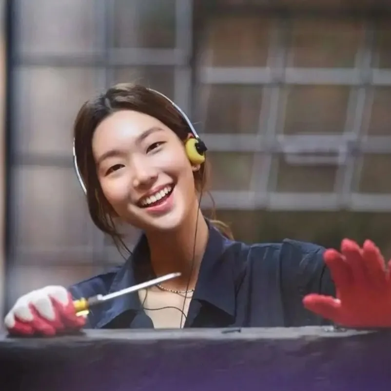 Auriculares retro nostálgicos de 3,5 mm, auriculares MP3, accesorios de fotografía de CD deportivos clásicos Walkman personalizados, auriculares con cable - imagen 4