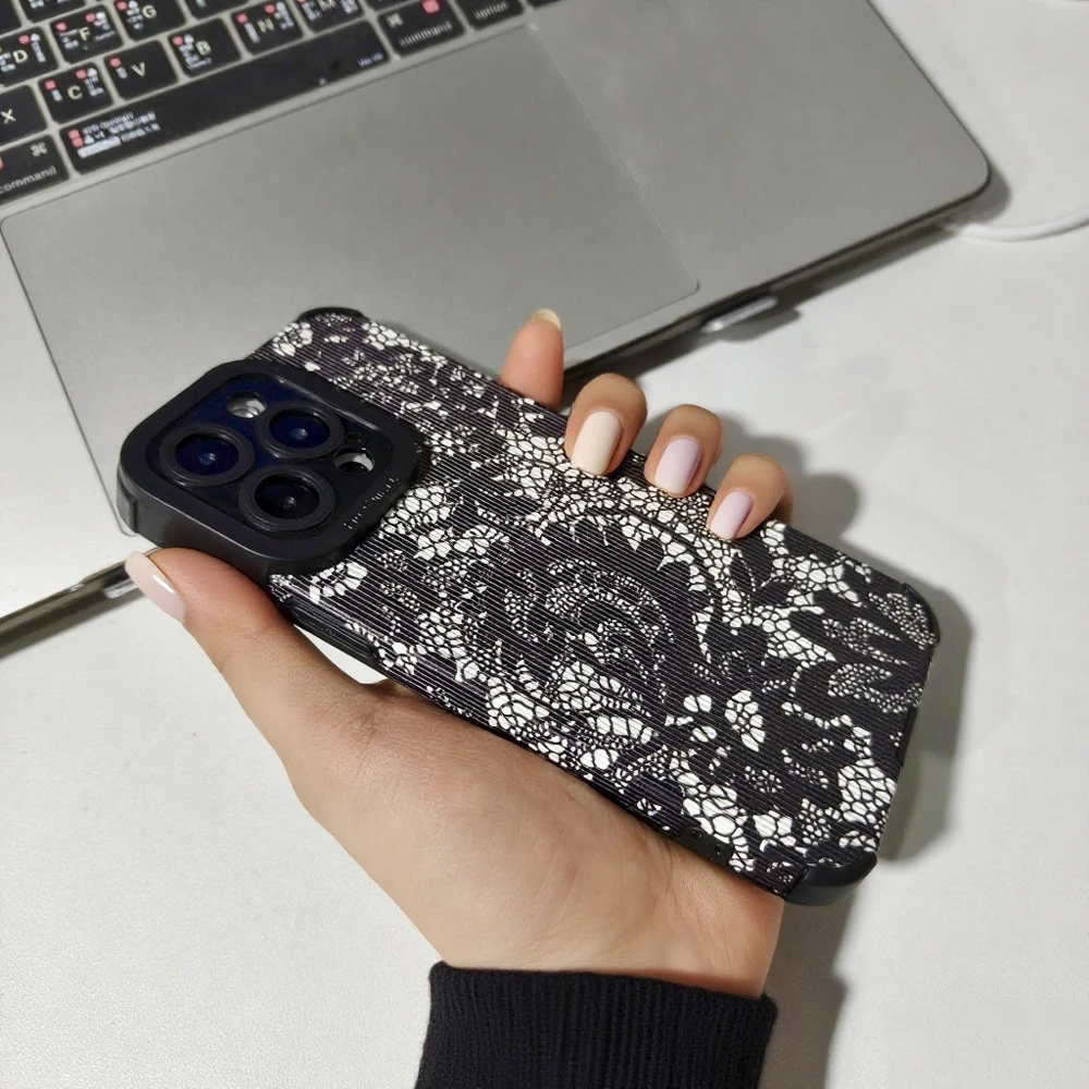 Funda de silicona con tótem de hoja blanca y negra a la moda para iPhone 16 15 14 13 12 11 Pro Max Mini Plus XS XR 16E funda suave a prueba de golpes - imagen 3