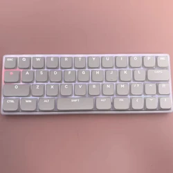 Teclado Gaming Inalámbrico RGB Trimodo con Intercambio en Caliente
