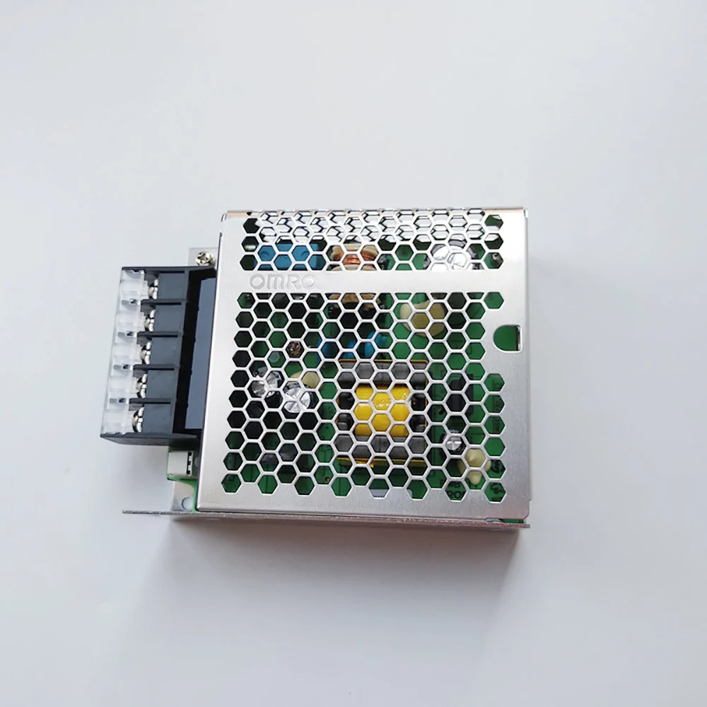 S8FS-G01524C 24V 15W AC/DC CONVERSOR Fuente de alimentación conmutada - imagen 5