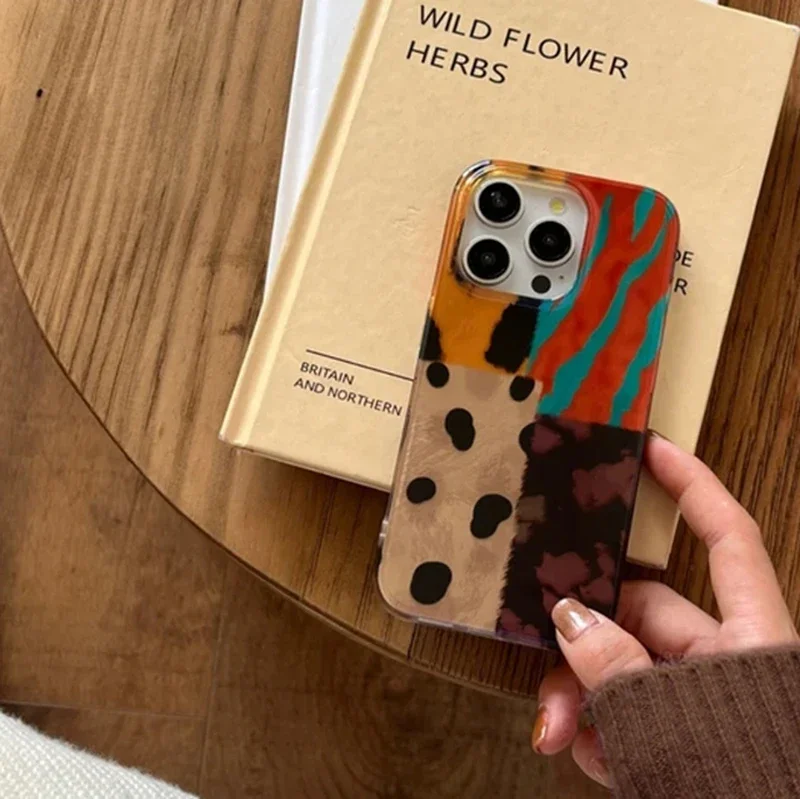 Nueva funda de teléfono con costura de patrón de leopardo de cuatro colores Retro para iPhone 16 15 14 13 12 11 Pro Max 7 8 Plus X XR XS funda de silicona - imagen 4