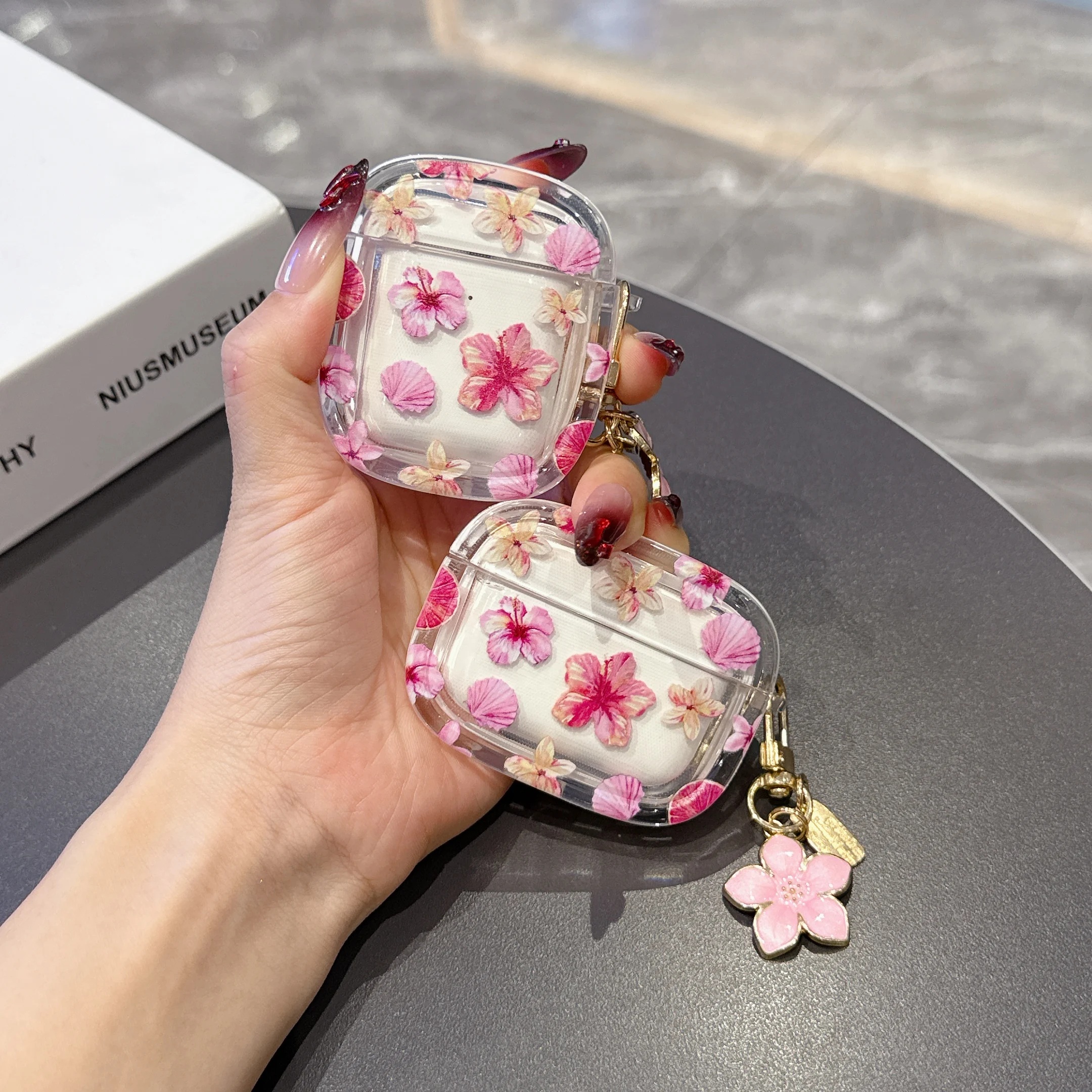 Funda Bluetooth inalámbrica con patrón Floral glamuroso para AirPods1/2, AirPods 3/4 pro y pro2, fundas para auriculares de TPU con llavero - imagen 4