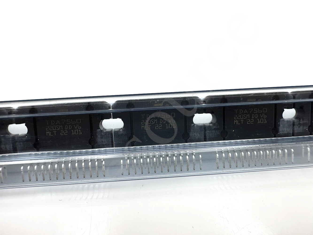 Chip amplificador de potencia de audio para coche, circuito de bloque integrado IC, TDA7560 ZIP-25 pin, original, nuevo - imagen 3