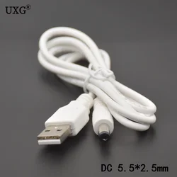 Conector DC 5,5x2,5 mm – Cable USB a enchufe en L blanco/negro 2 A