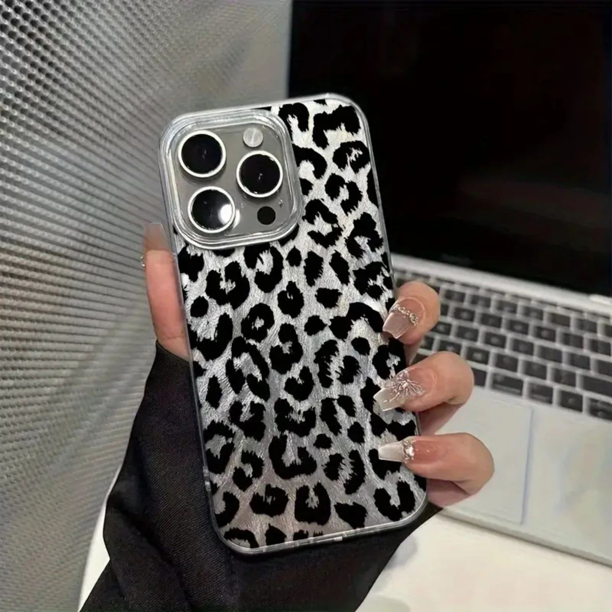 Funda de teléfono negra leopardo para iPhone 14 13 11 15 Pro Max 12 Mini XS XR X 8 7 Plus SE 2025 14Pro 13Pro cubierta suave mate