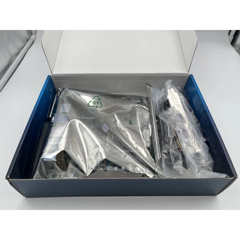 IMB-X1231 Placas base industriales Chipset W680 12.a generación 13.a generación 1700 pines - imagen 4