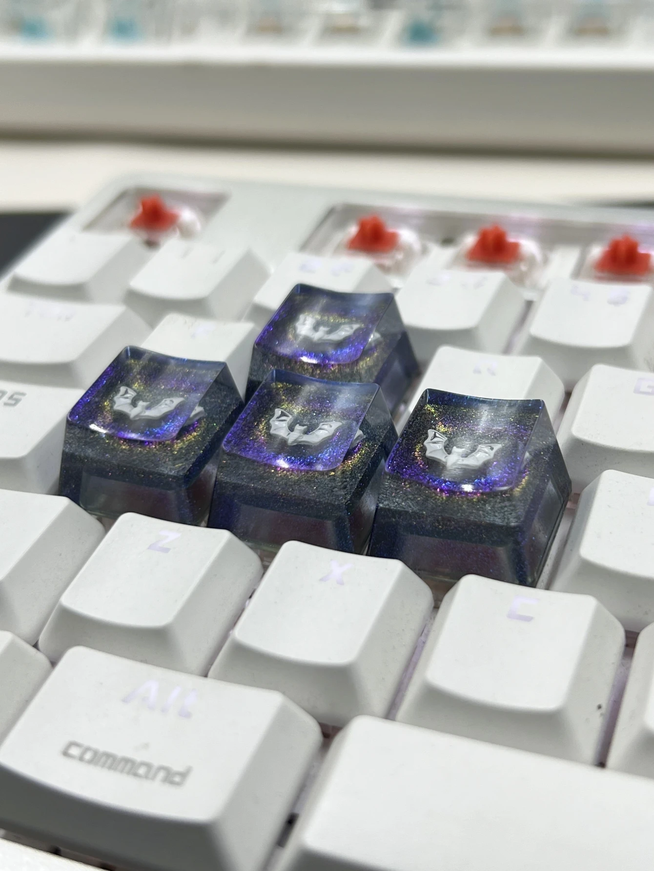 4 Uds. De teclas de murciélagos de Halloween de resina ABS translúcida antiarañazos, adecuadas para accesorios de teclado mecánico de eje transversal - imagen 5
