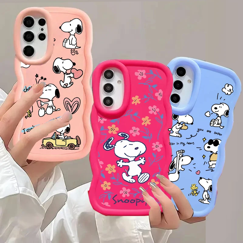 Funda Snoopy de flores a la moda para Samsung Galaxy A06 A07 A05 A05S A23 A24 A25 A04 A04E A13 A14 A50 A30 A50S A51 A52 A22 A32 A12 A73
