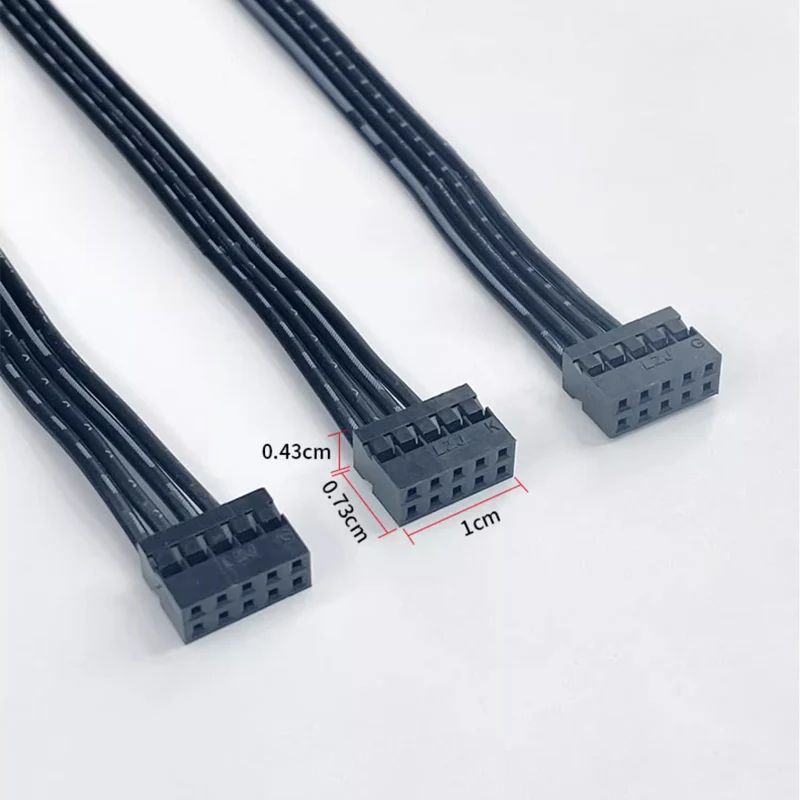 Detalle del conector de 9 pines del cable extensión