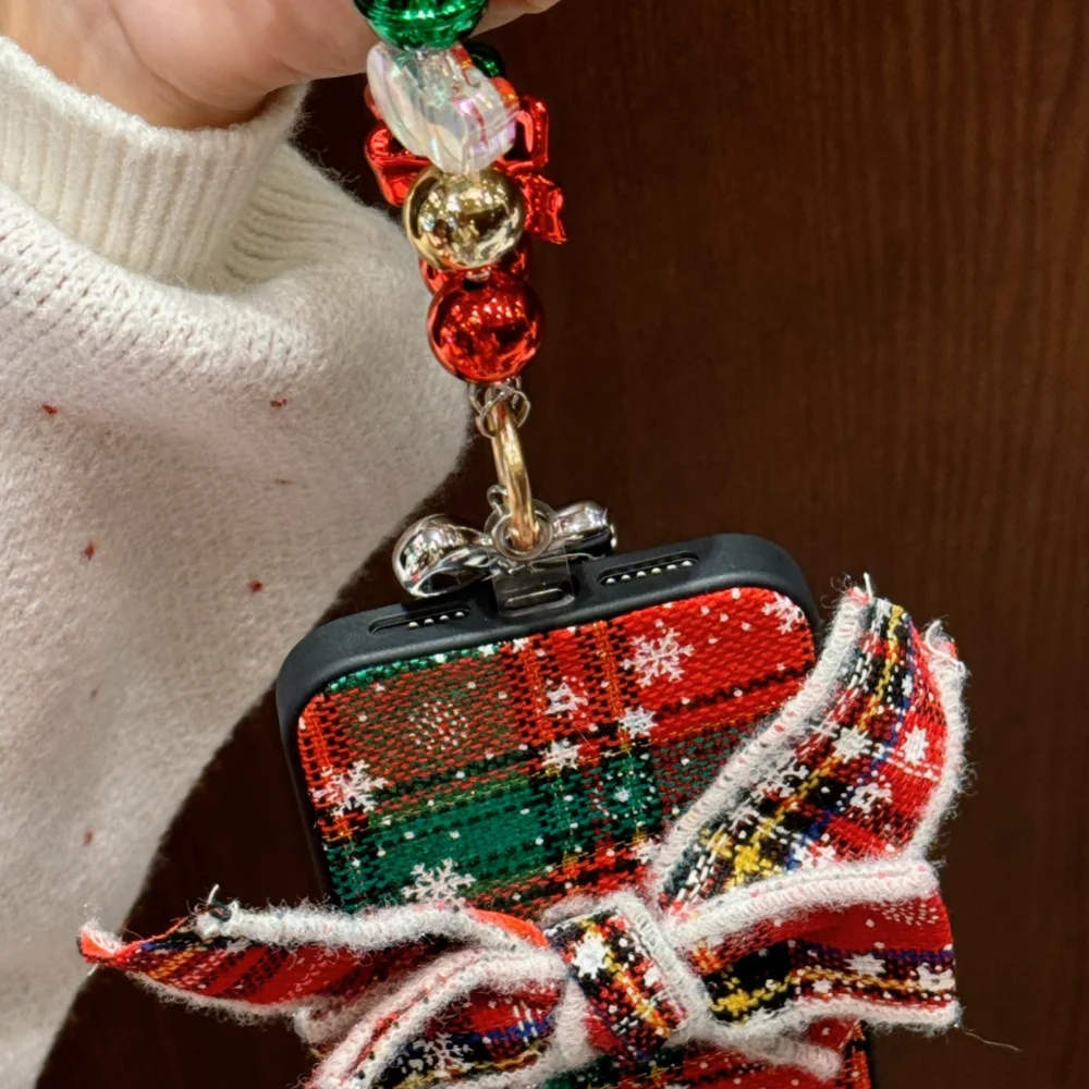 Llavero con colgante de ambiente navideño, cuentas simples de muñeco de nieve a la moda, cadena para teléfono móvil, accesorios para auriculares, bolsa decorativa colgante - imagen 3
