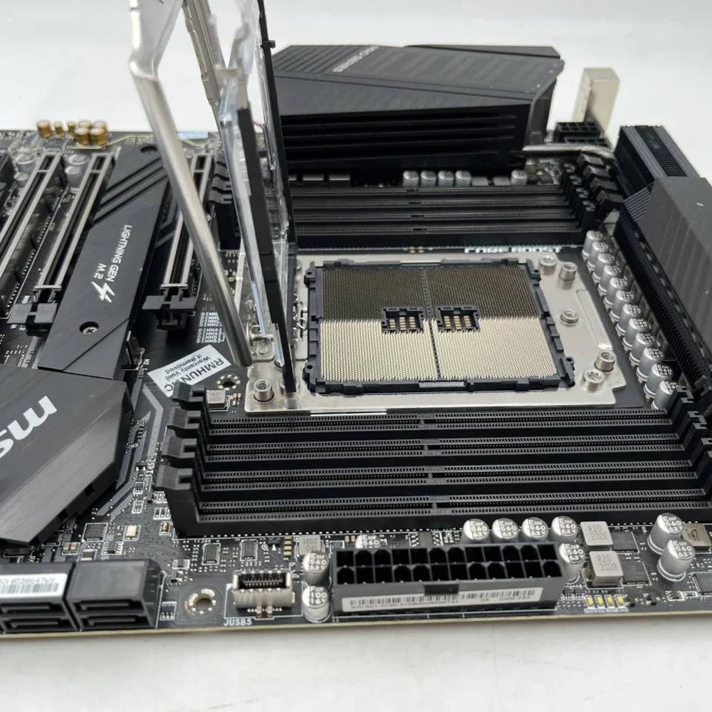 Placa Base MSI TRX40 PRO 10G Socket sTRX4 ATX DDR4 - imagen 4