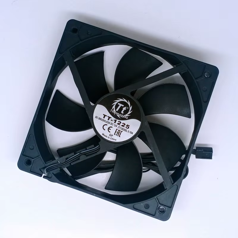 Ventilador 12 cm para PC