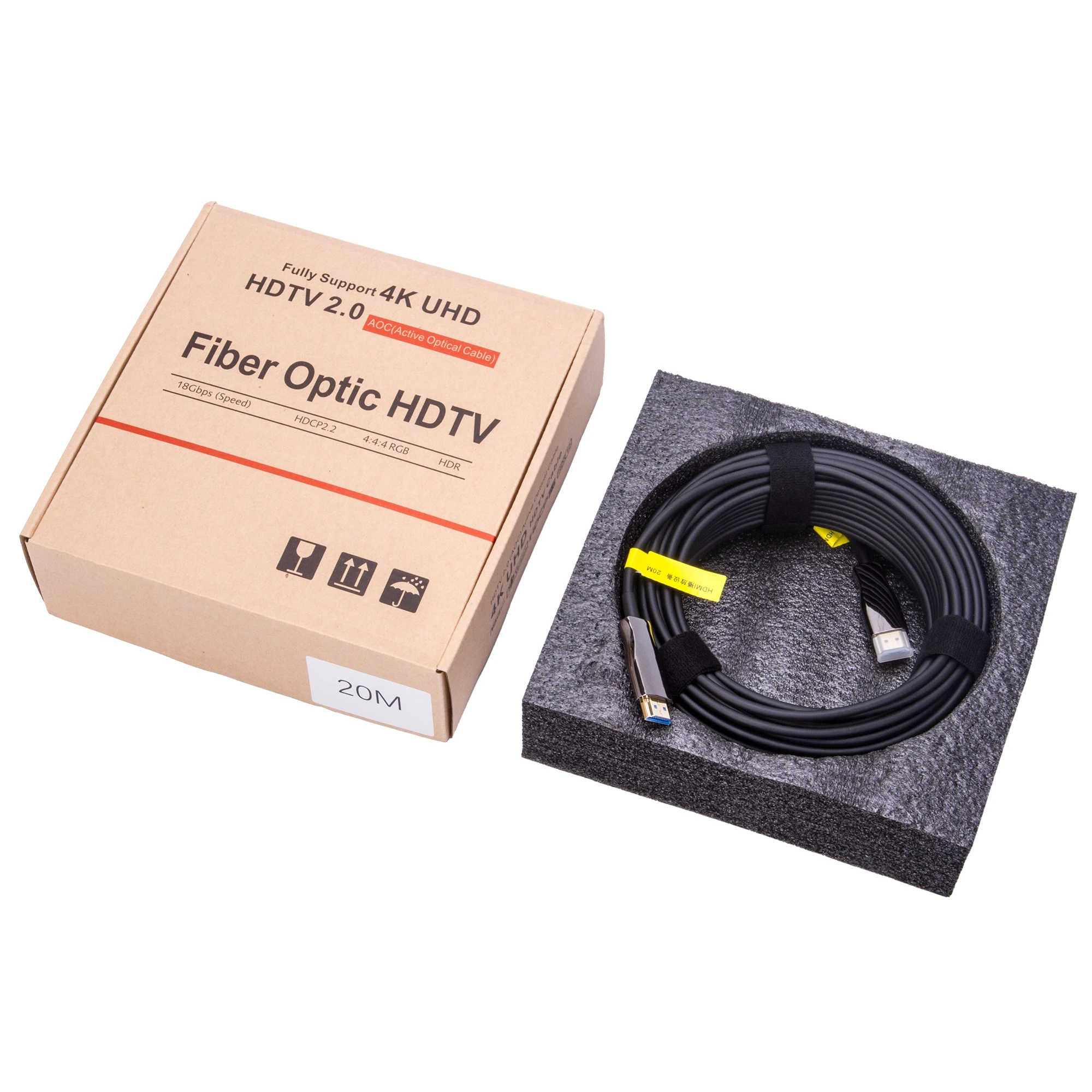 Cable HDMI AOC desenrollado mostrando flexibilidad